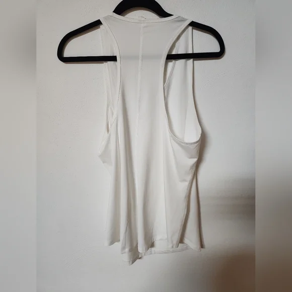 Bundle Of 4 Fila Women's Tank Tops in Mint, Black, Teal, and White - Picture 3 of 11